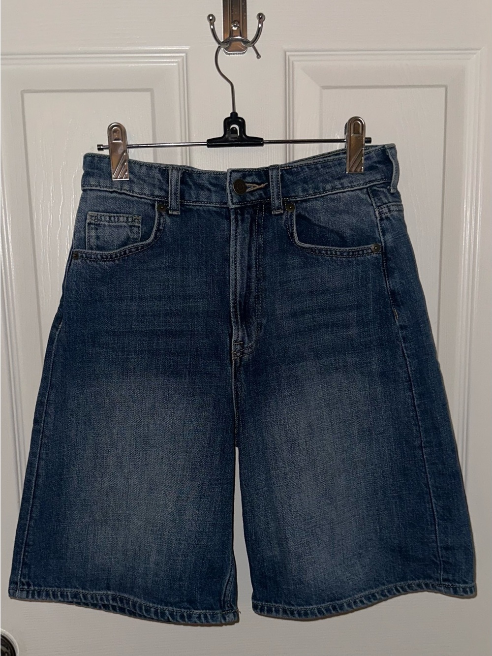 Women's Blue Denim Bermuda Shorts - Picture 4 of 4